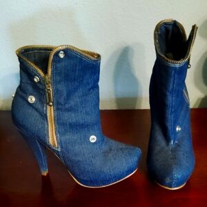 Andrea Denim Ankle Boots Zipper Size 7
